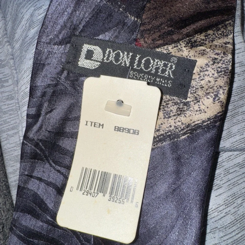 DON LOPER Beverly Hills Men's Italian Silk Classic Necktie NWT‎